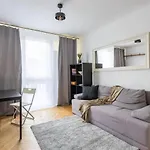 Golden Apartments- Great Location-city Center - Zelazna Varşova