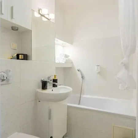 Appartement - Great Location-city Center - Zelazna Varsovie